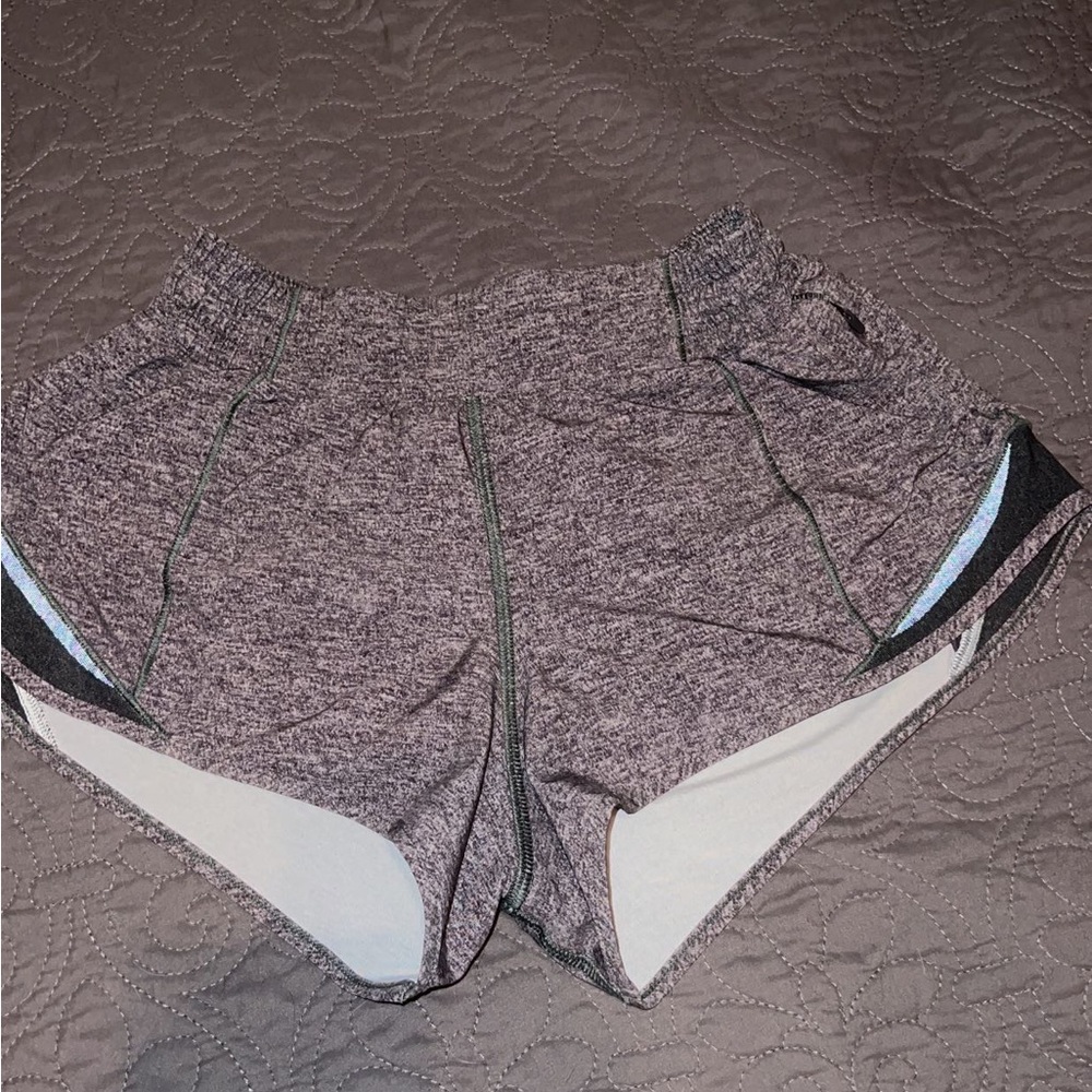 lululemon hotty hot shorts barely worn size 4 in grey